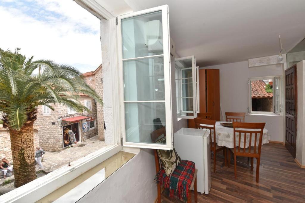 Michel Guest House Budva Eksteriør billede